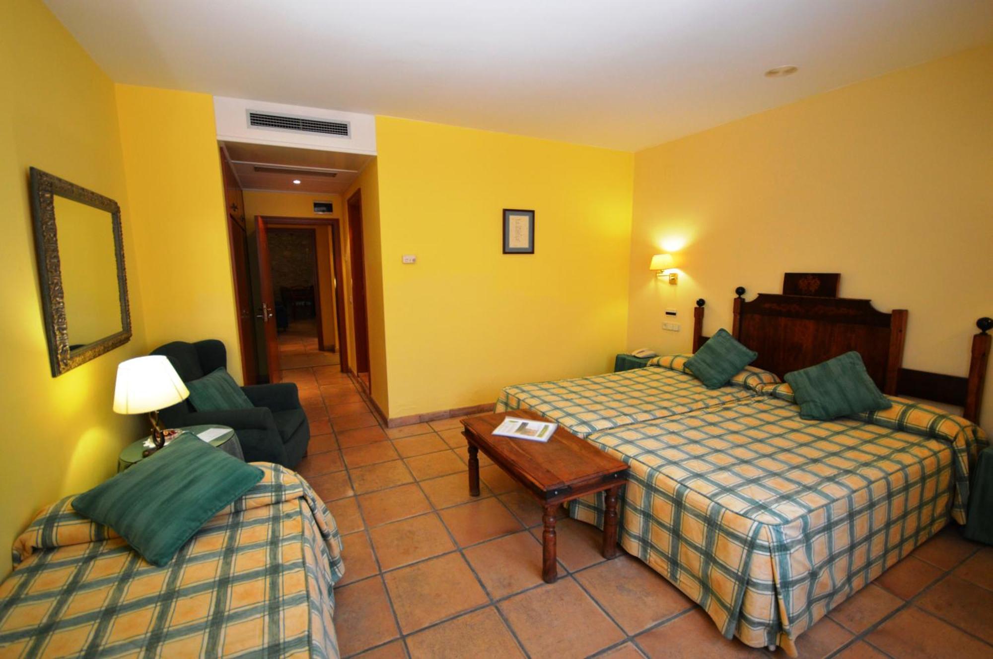 Hotel Can Ceret Sant Pere Pescador Room photo